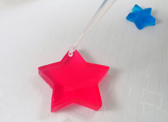 drop melted soap base on top of large red star